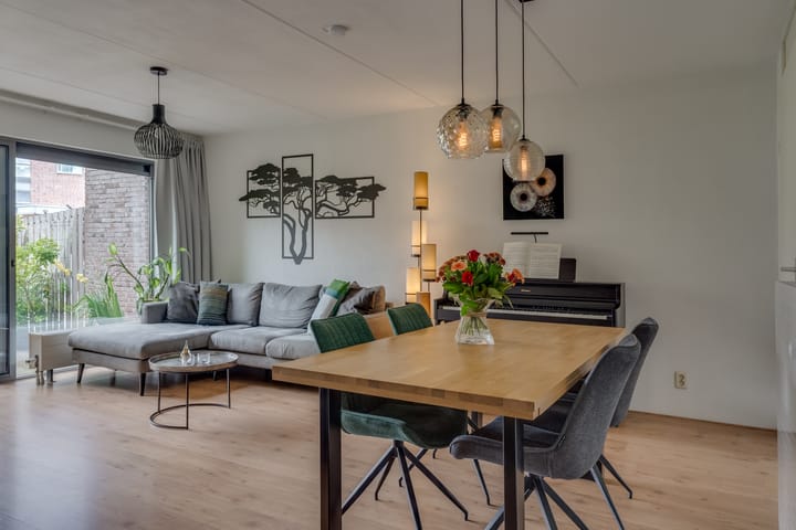 Photo 3 of Jacques Offenbachplantsoen 9