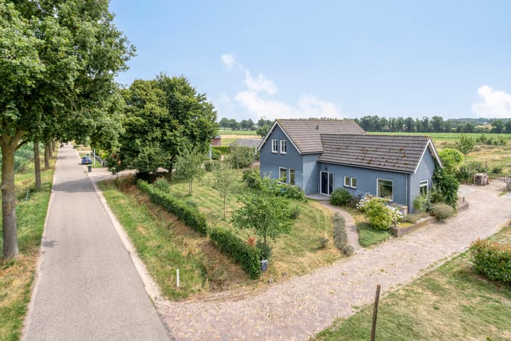 Photo 1 of Oosterheidestraat 23