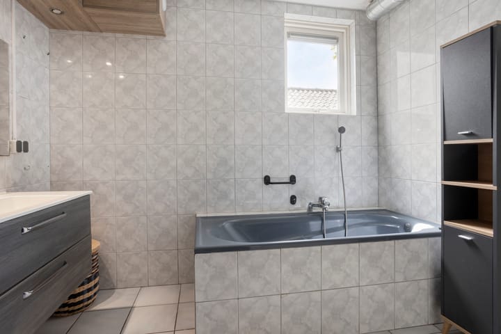 Photo 19 of Oosterheidestraat 23