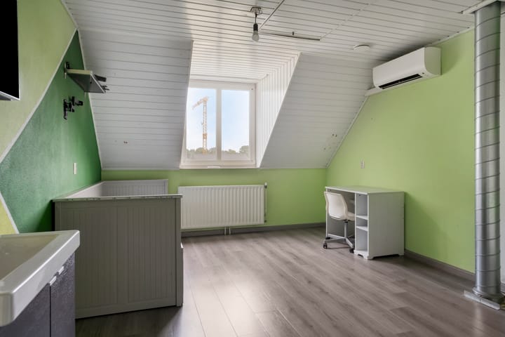 Photo 33 of Oosterheidestraat 23