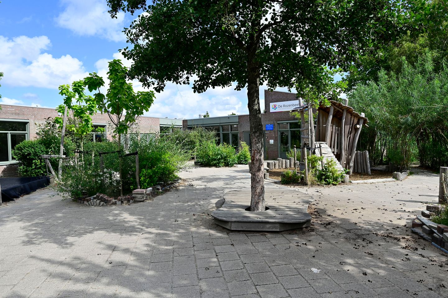 Foto 25 van Floraronde 233