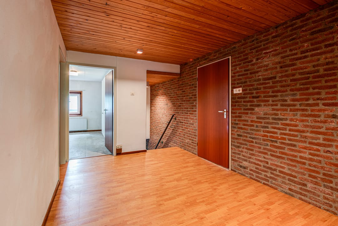 Foto 17 van Hoefijzer 60