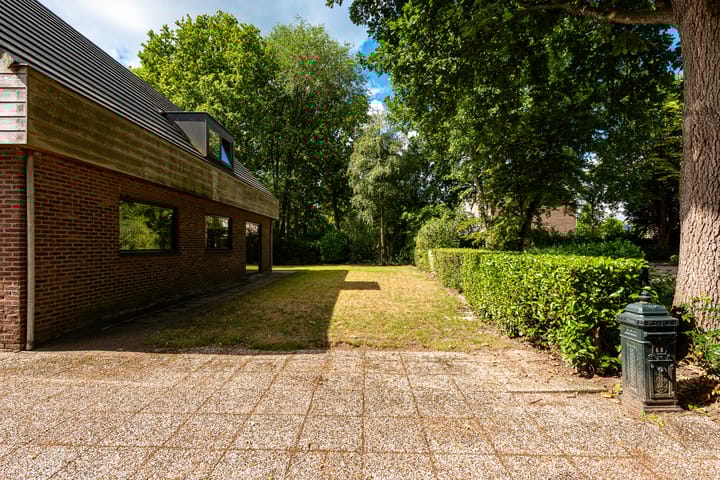 Foto 33 van Hoefijzer 60