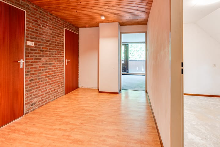 Foto 18 van Hoefijzer 60