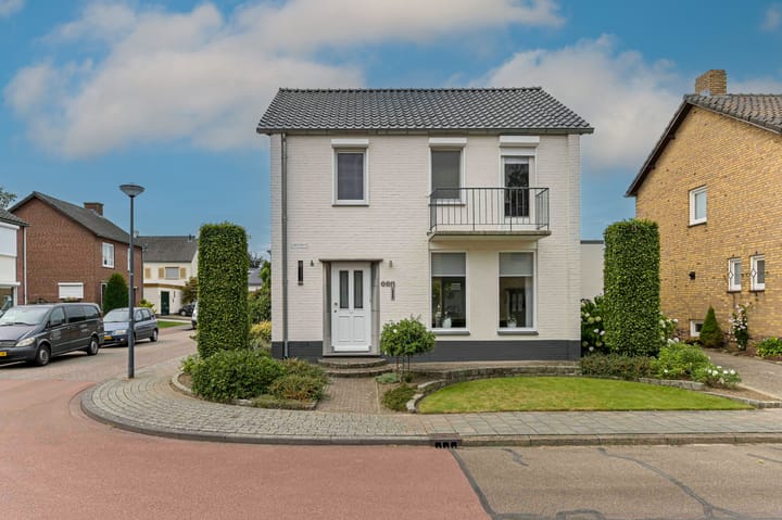 Foto 4 van Luiksestraat 1