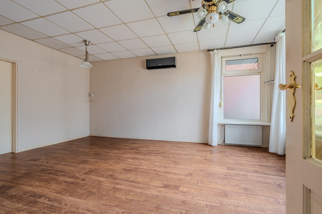 Photo 16 of Wilhelminastraat 95