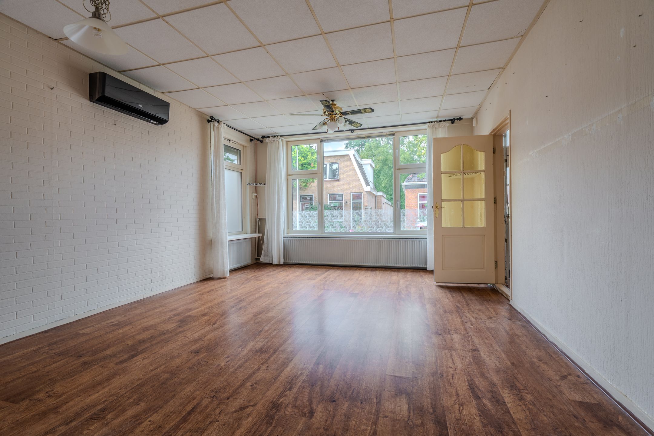 Photo 18 of Wilhelminastraat 95