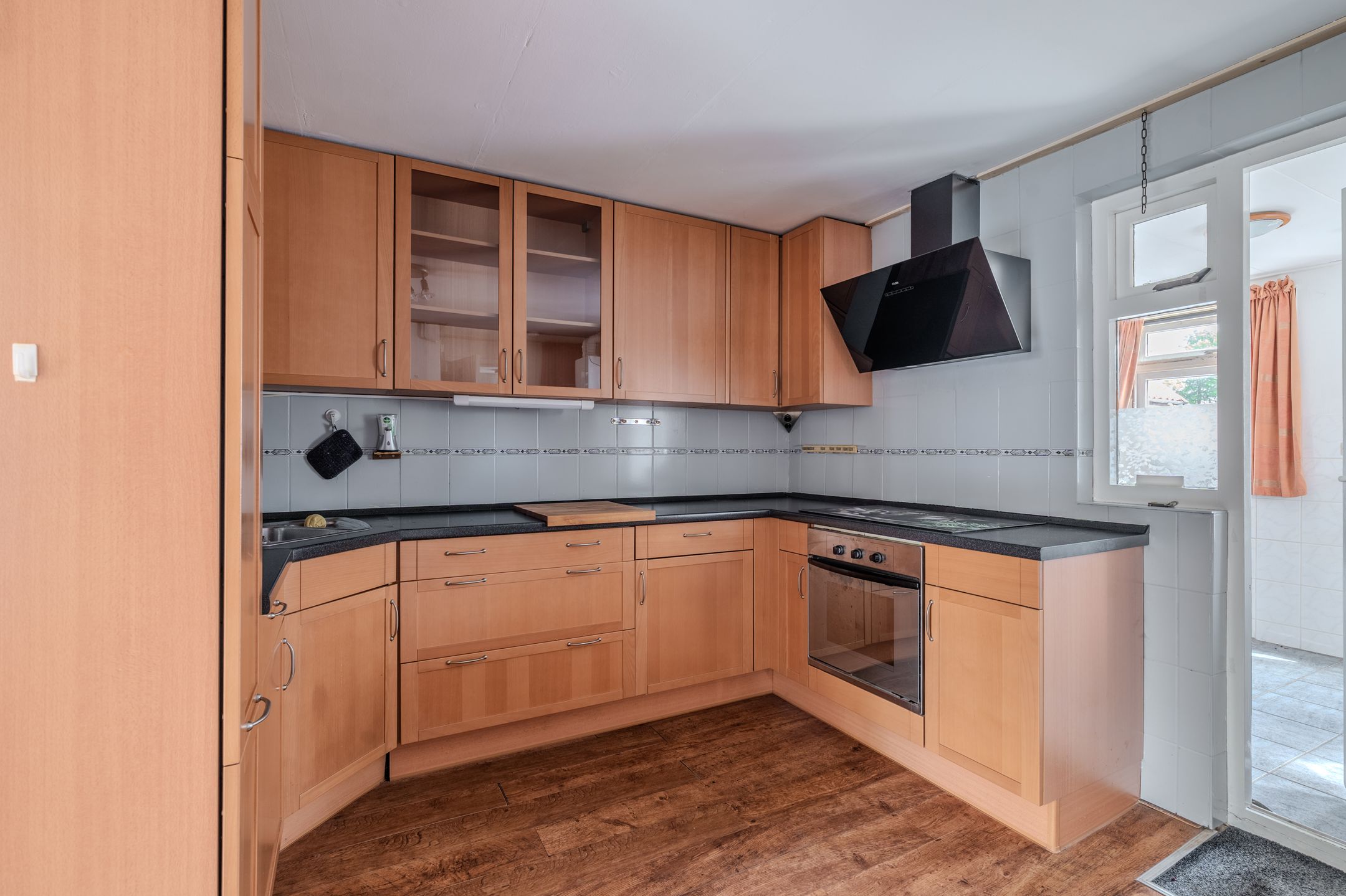 Photo 21 of Wilhelminastraat 95