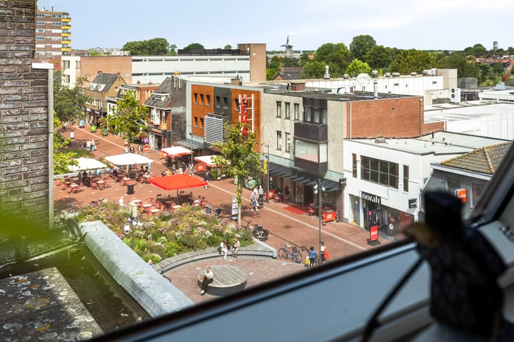 Photo 9 of Hoofdstraat 238-41