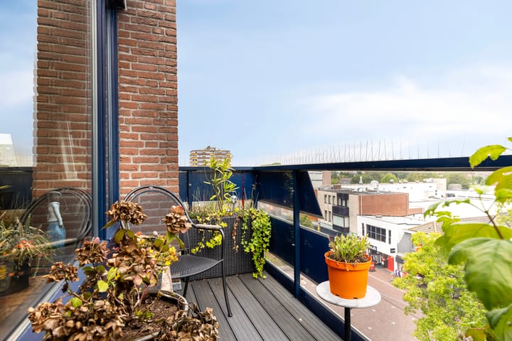 Photo 10 of Hoofdstraat 238-41