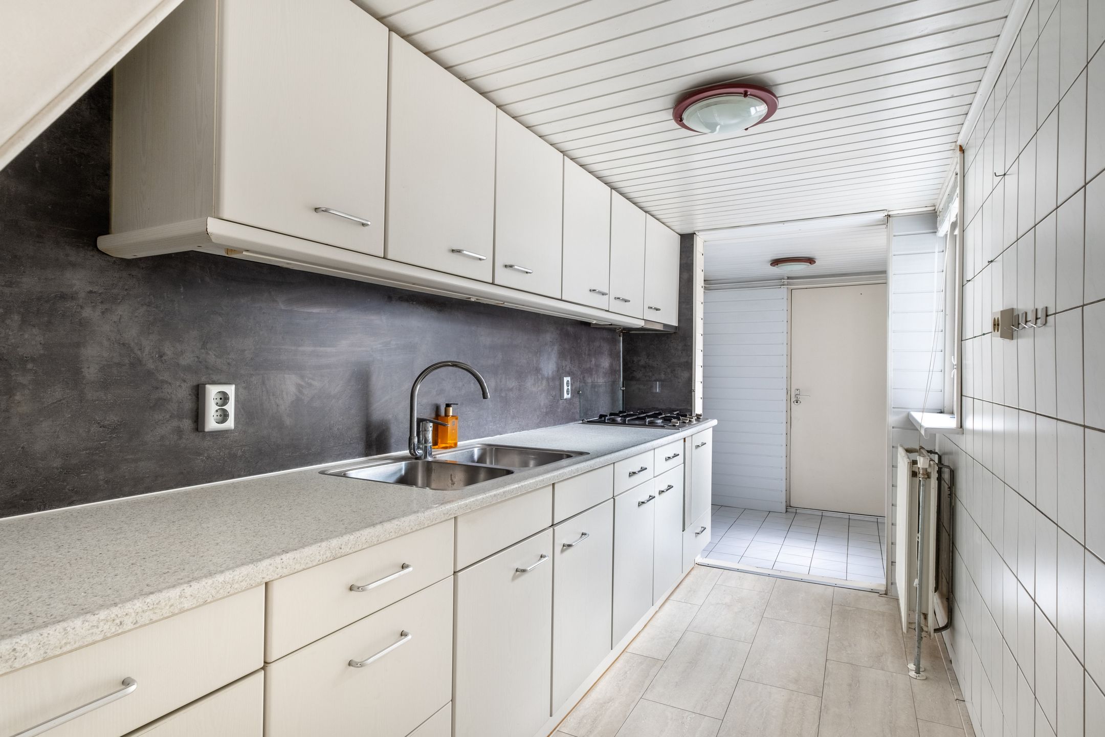 Foto 3 van Franekerstraat 4