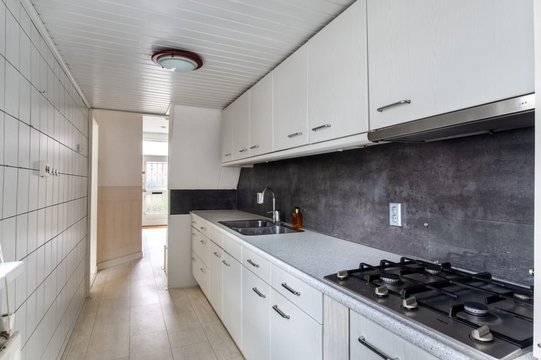 Foto 16 van Franekerstraat 4