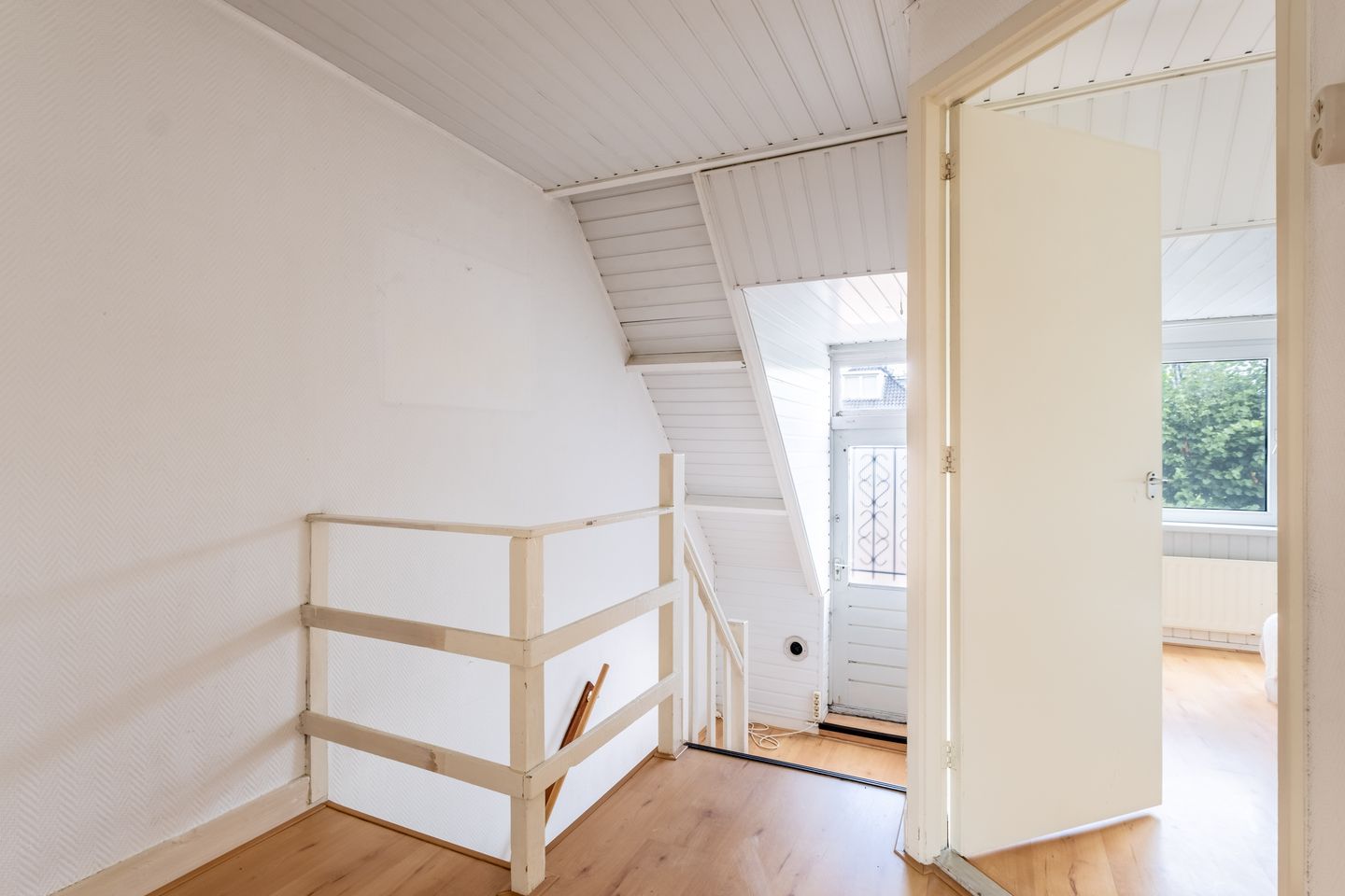 Foto 19 van Franekerstraat 4