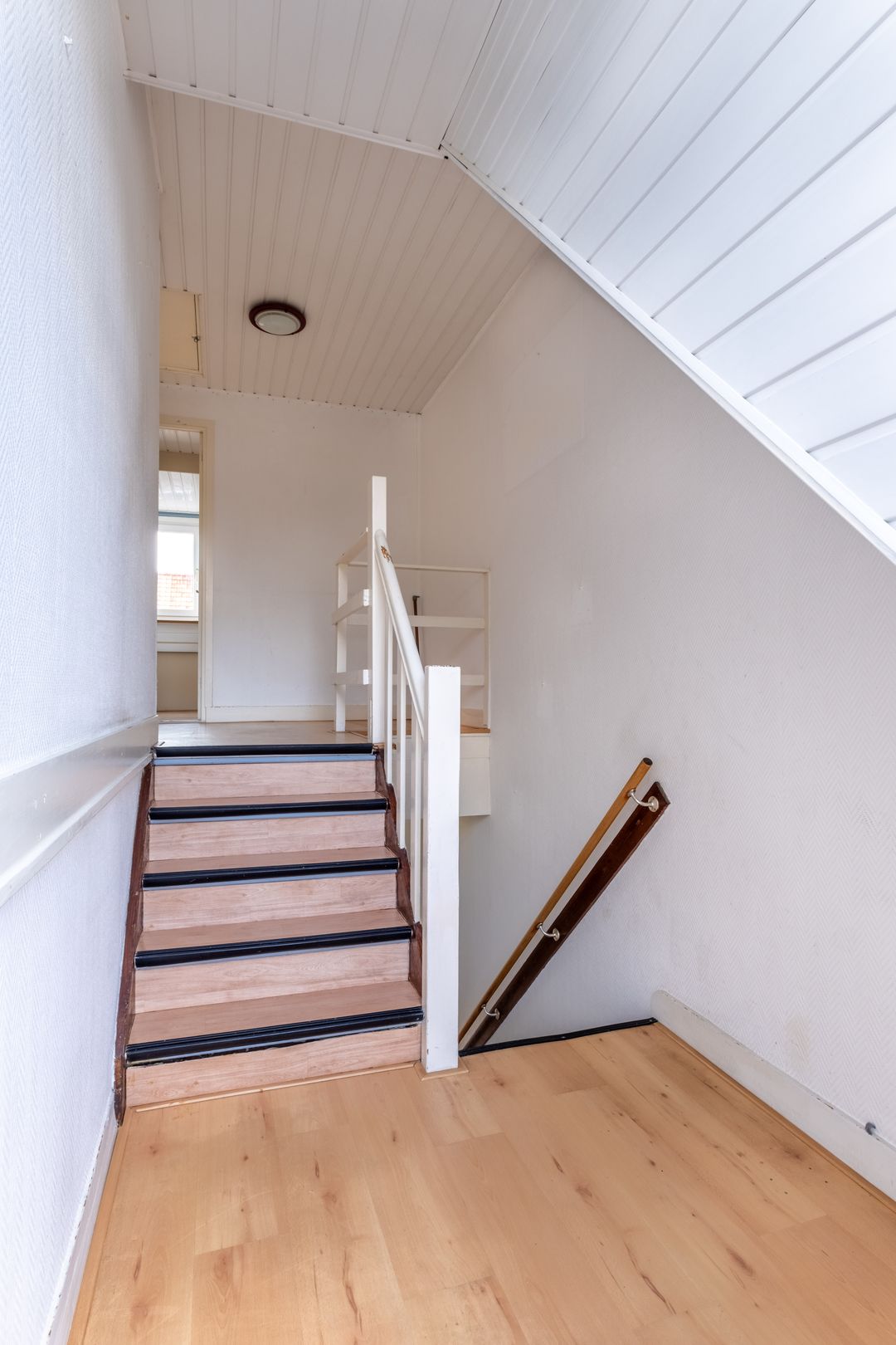 Foto 22 van Franekerstraat 4