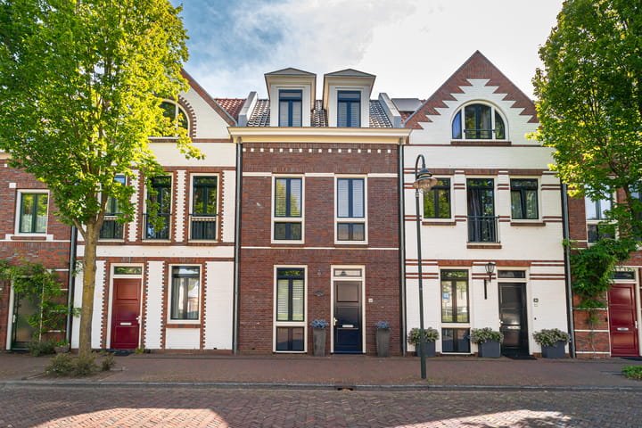 Foto 1 van Landstraat 146