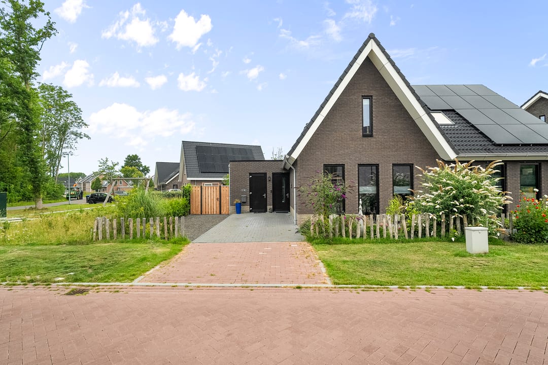 Photo 1 of Kastanjehout 1