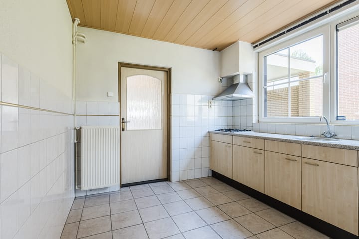 Photo 3 of Huysackerstraat 9