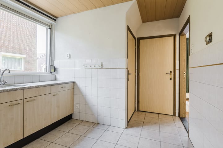 Photo 9 of Huysackerstraat 9