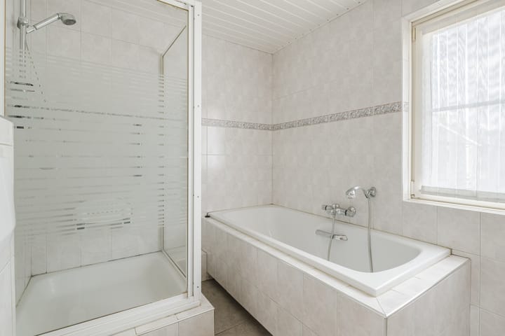 Photo 19 of Huysackerstraat 9