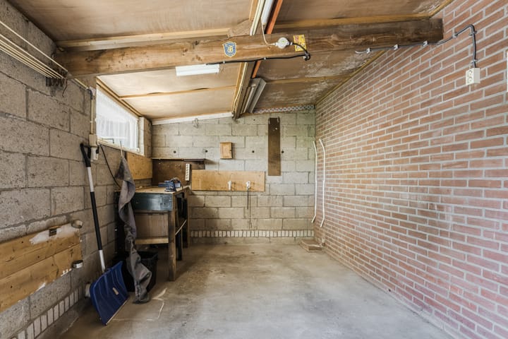 Photo 22 of Huysackerstraat 9