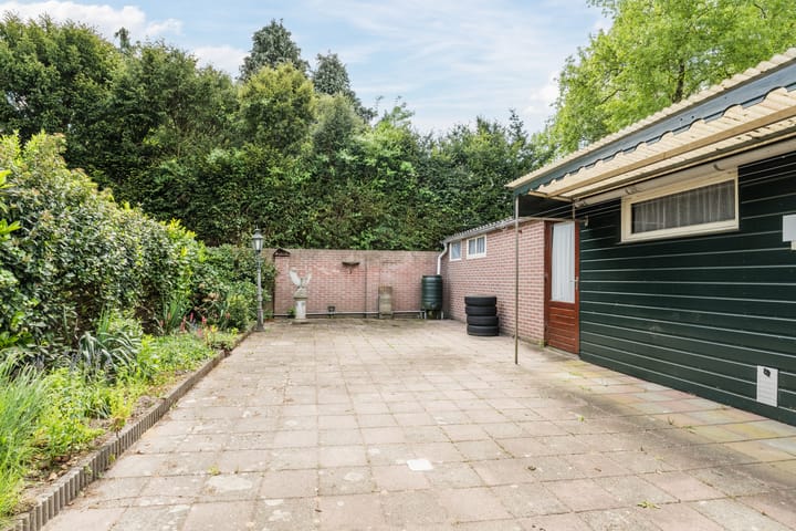 Photo 4 of Huysackerstraat 9