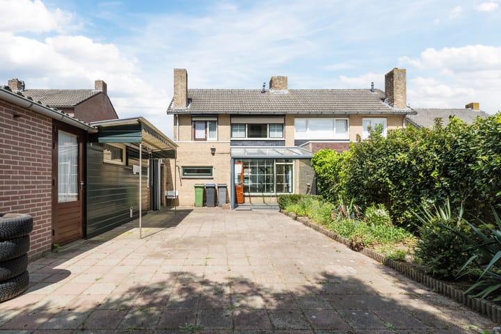 Photo 5 of Huysackerstraat 9