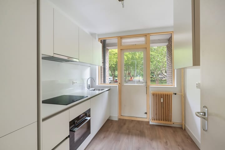 Foto 4 van Van Bassenstraat 114