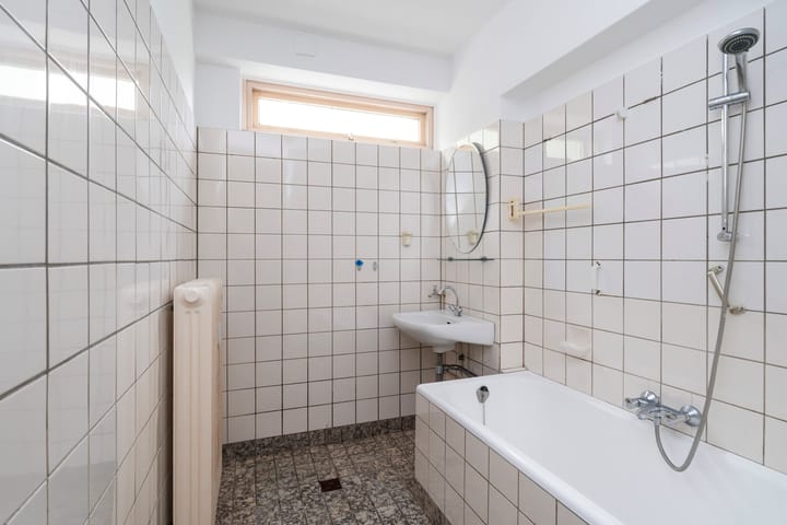 Foto 8 van Van Bassenstraat 114