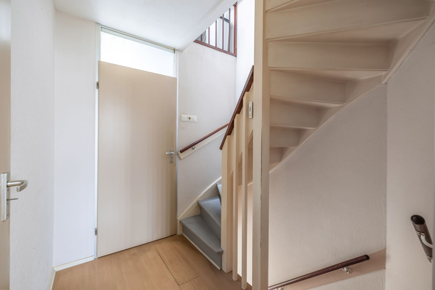 Photo 19 of Maasstraat 7