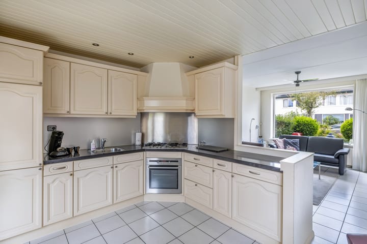 Foto 2 van Maasstraat 7