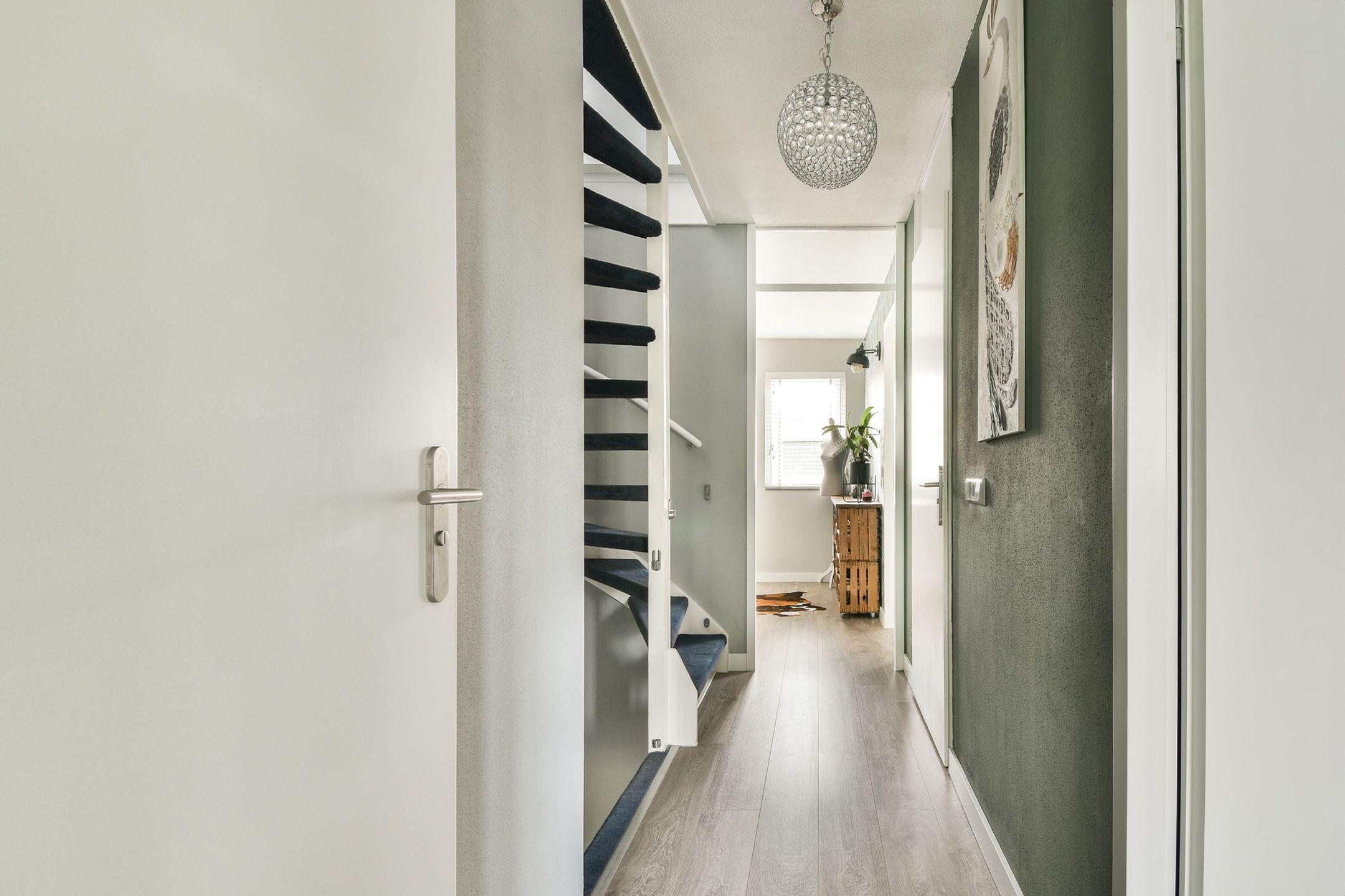 Photo 24 of Marie van Zeggelenstraat 17