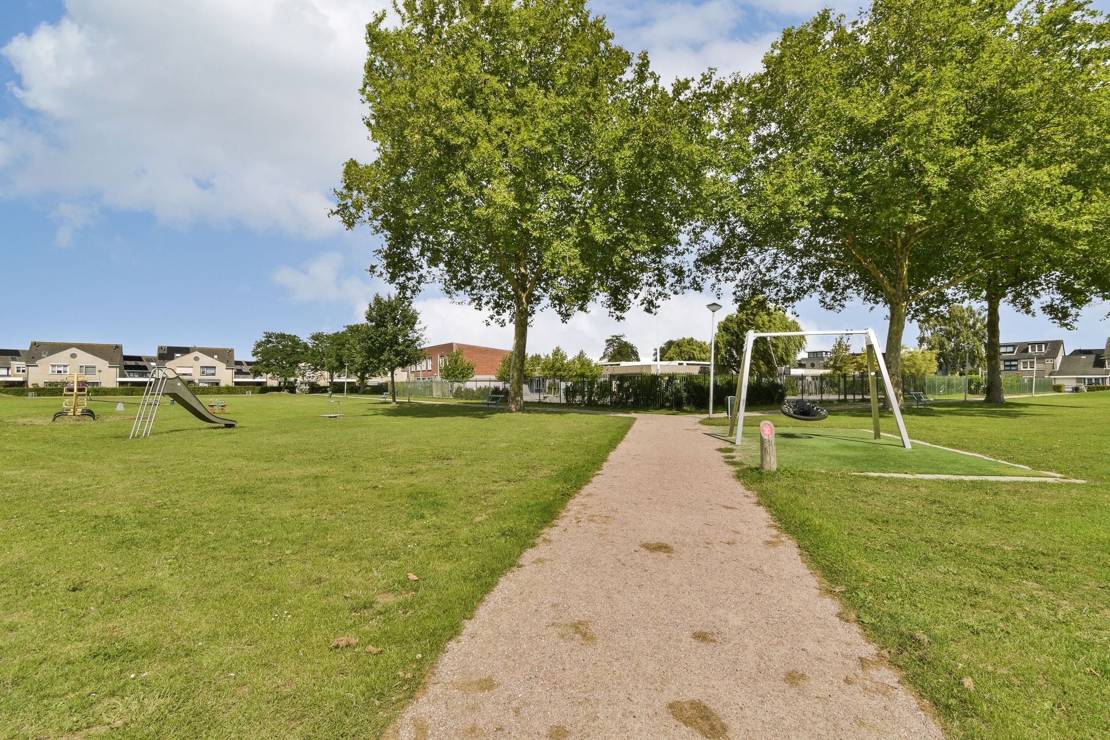 Photo 39 of Marie van Zeggelenstraat 17