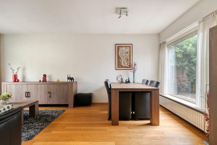 Foto 10 van Anna Paulownastraat 18