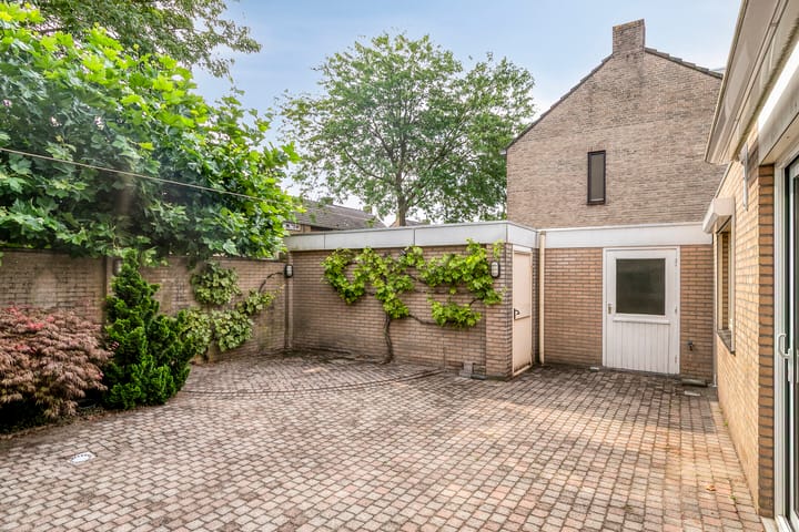 Foto 25 van Anna Paulownastraat 18