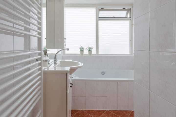 Foto 25 van Burgemeester Kuiperslaan 96