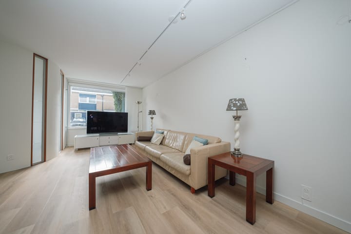 Photo 4 of Wallenbergstraat 68