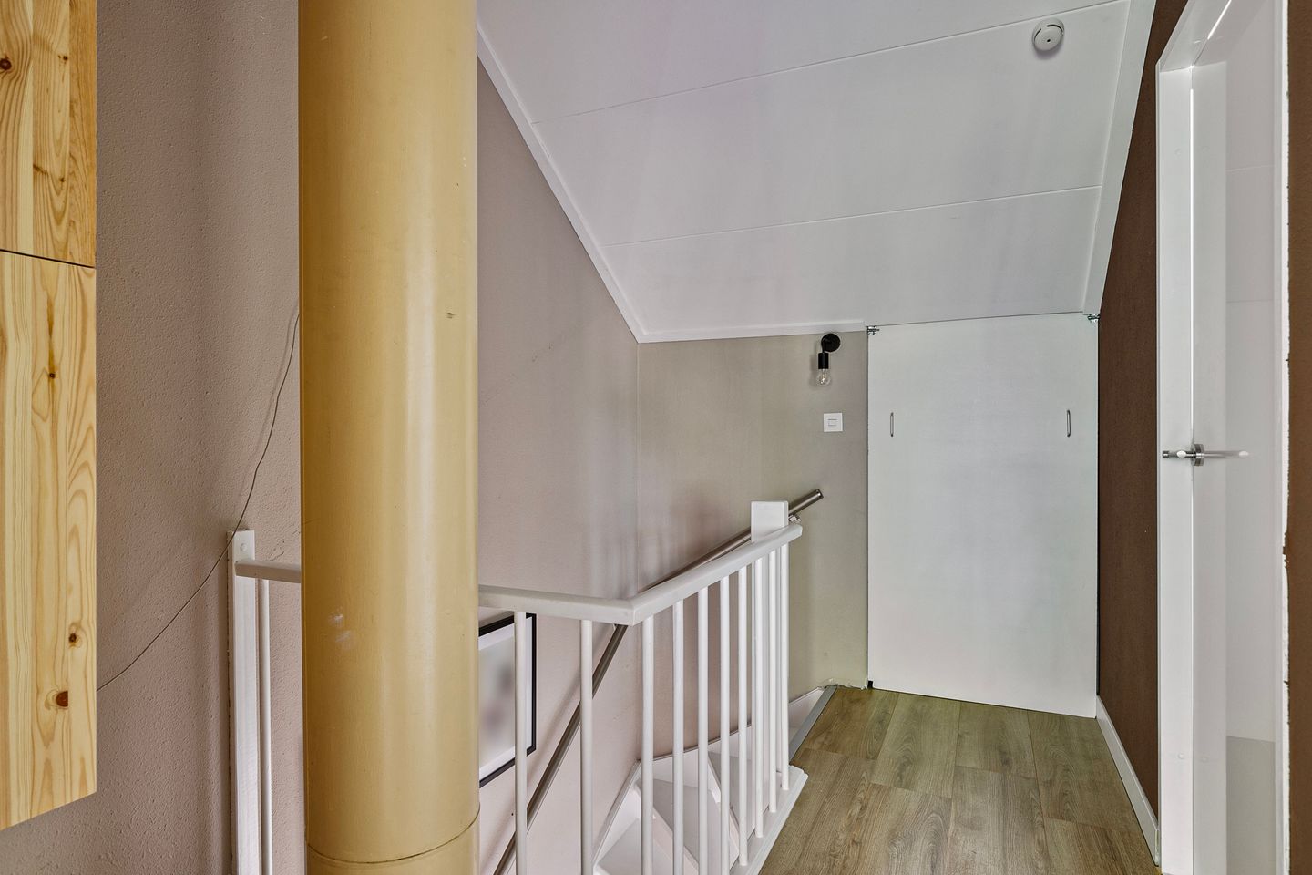 Photo 35 of Douwe Kalmaleane 101