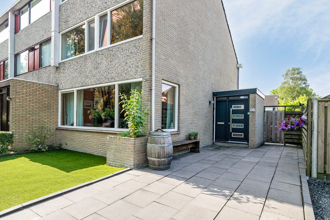 Photo 41 of Douwe Kalmaleane 101