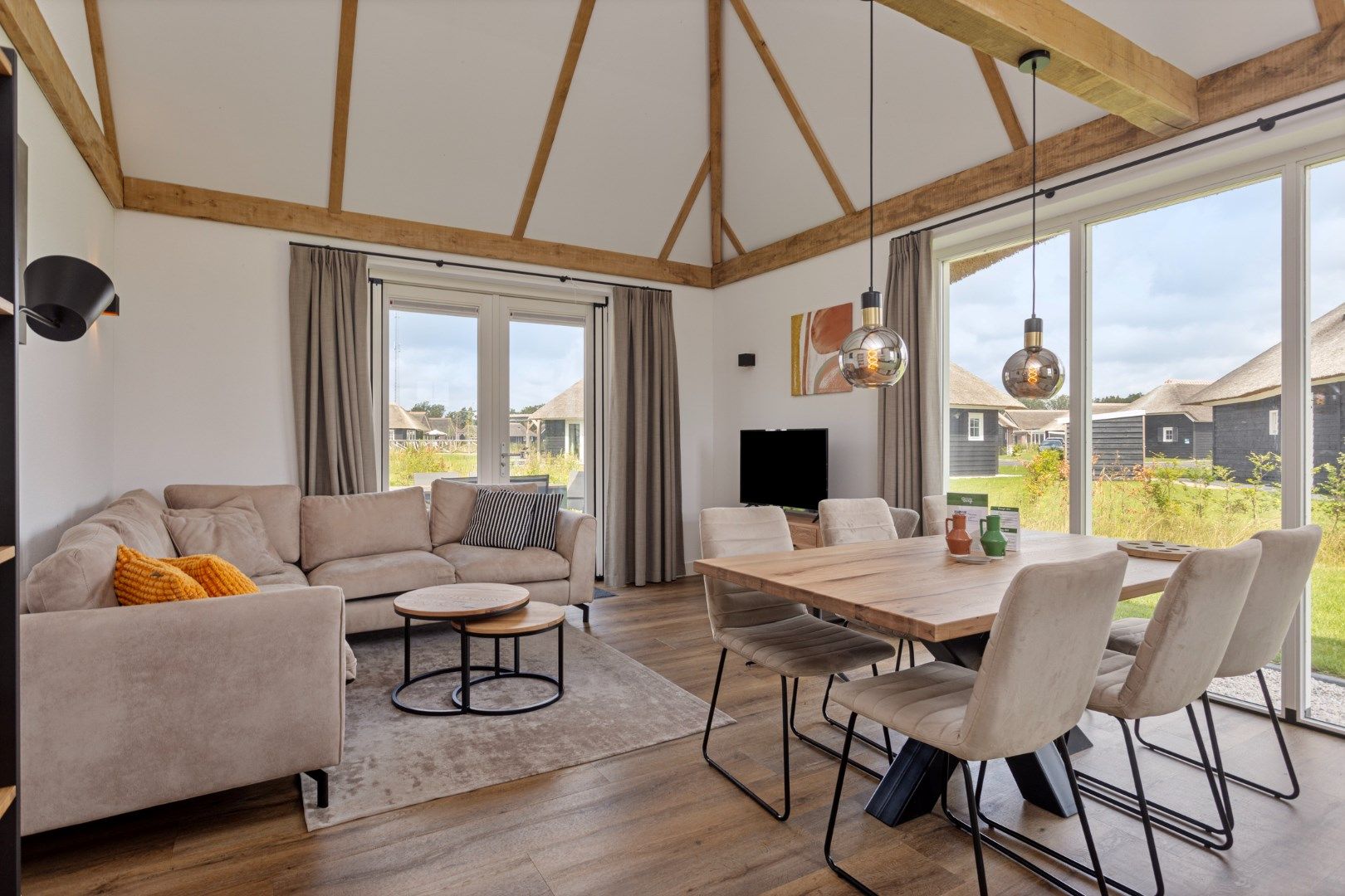 3-bedroom freehold villa in Someren — photo 3 of 5