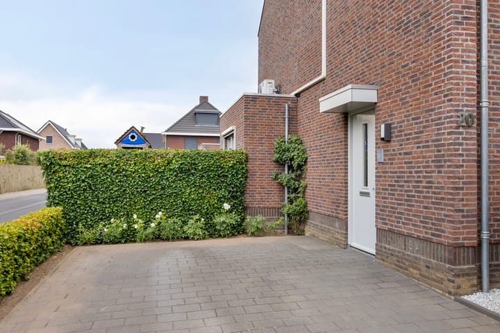 Foto 2 van Veeweide 20