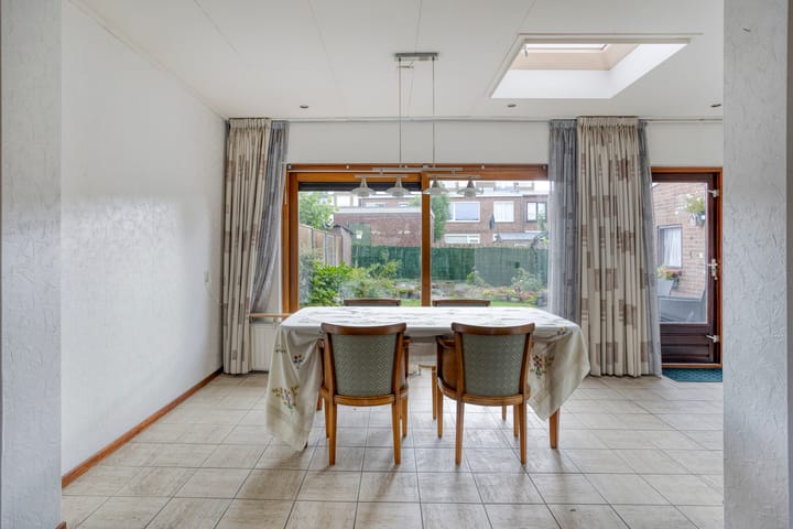 Foto 8 van Venusstraat 3