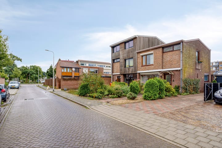 Foto 27 van Venusstraat 3