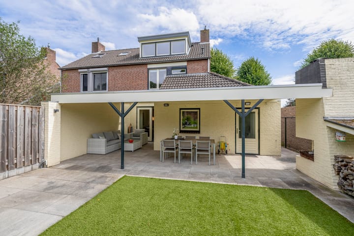 Foto 25 van Arnoldus Janssenstraat 8