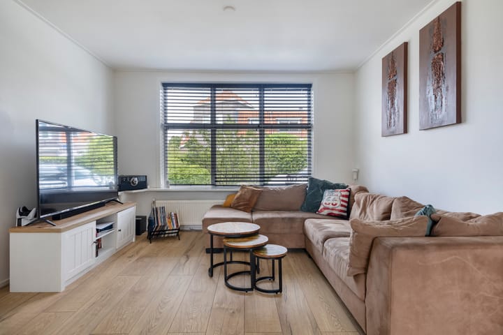 Foto 2 van Carel van Manderstraat 39