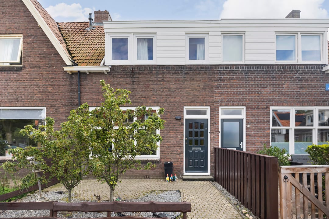 Photo 8 of Carel van Manderstraat 39