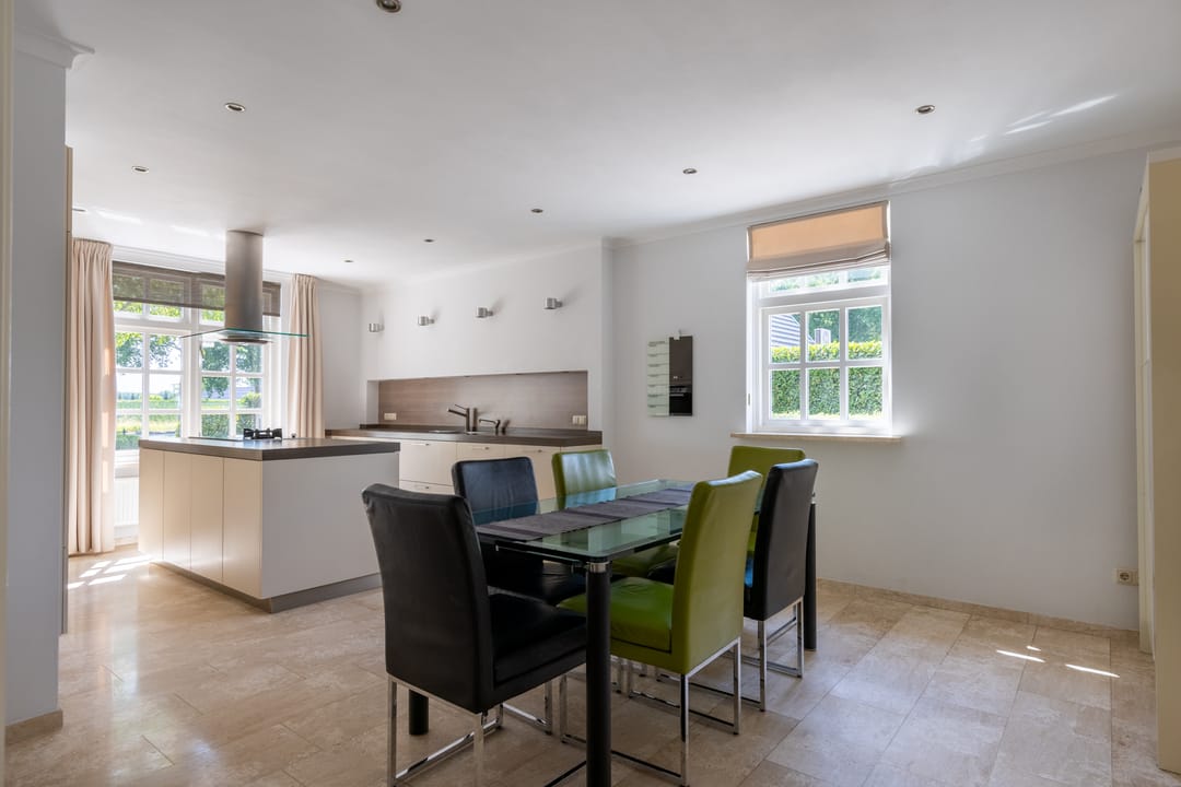 Photo 17 of Roosbergseweg 2