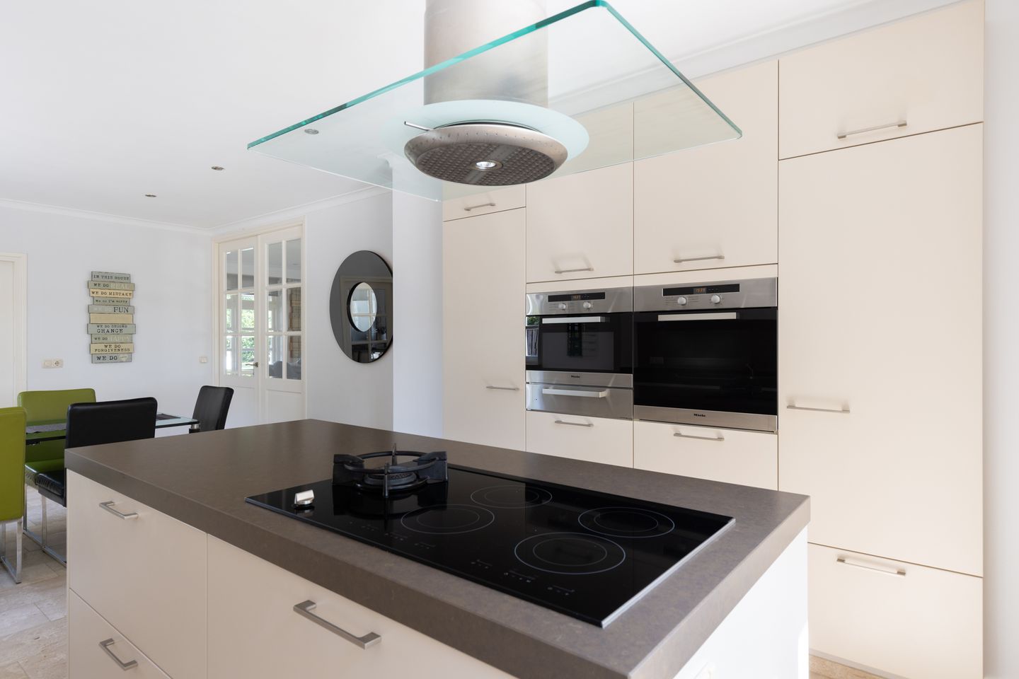 Photo 19 of Roosbergseweg 2