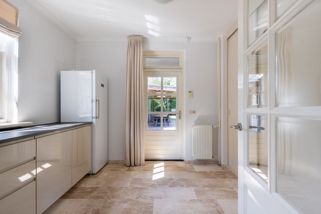 Photo 22 of Roosbergseweg 2