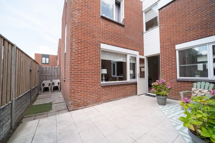 Foto 40 van Azalea 9