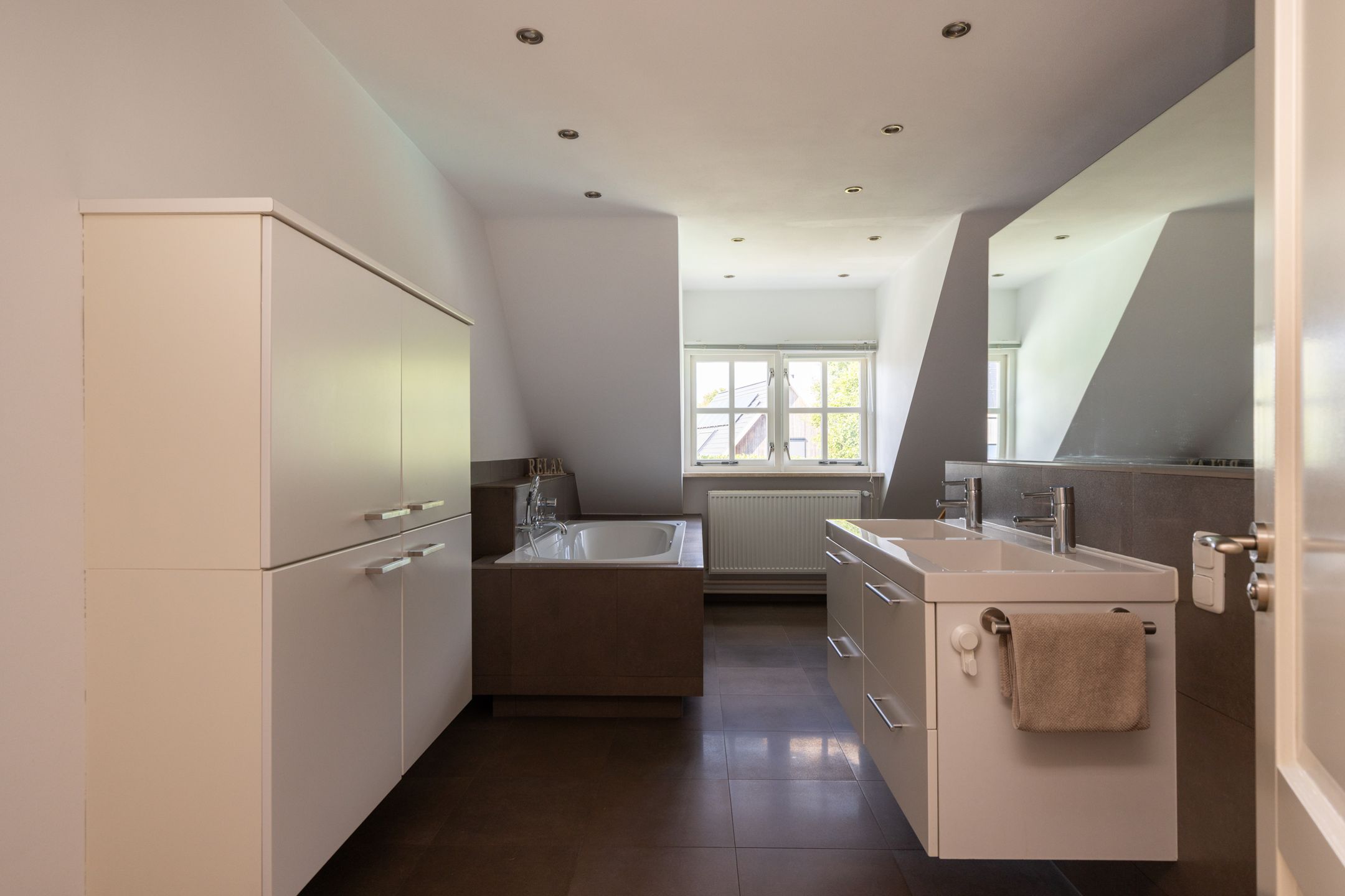 Photo 42 of Roosbergseweg 2